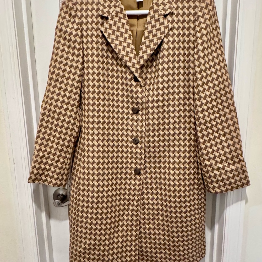 Vintage- 2 piece Wool suit- Brown Houndstooth Women's wool suit jacket and skirt